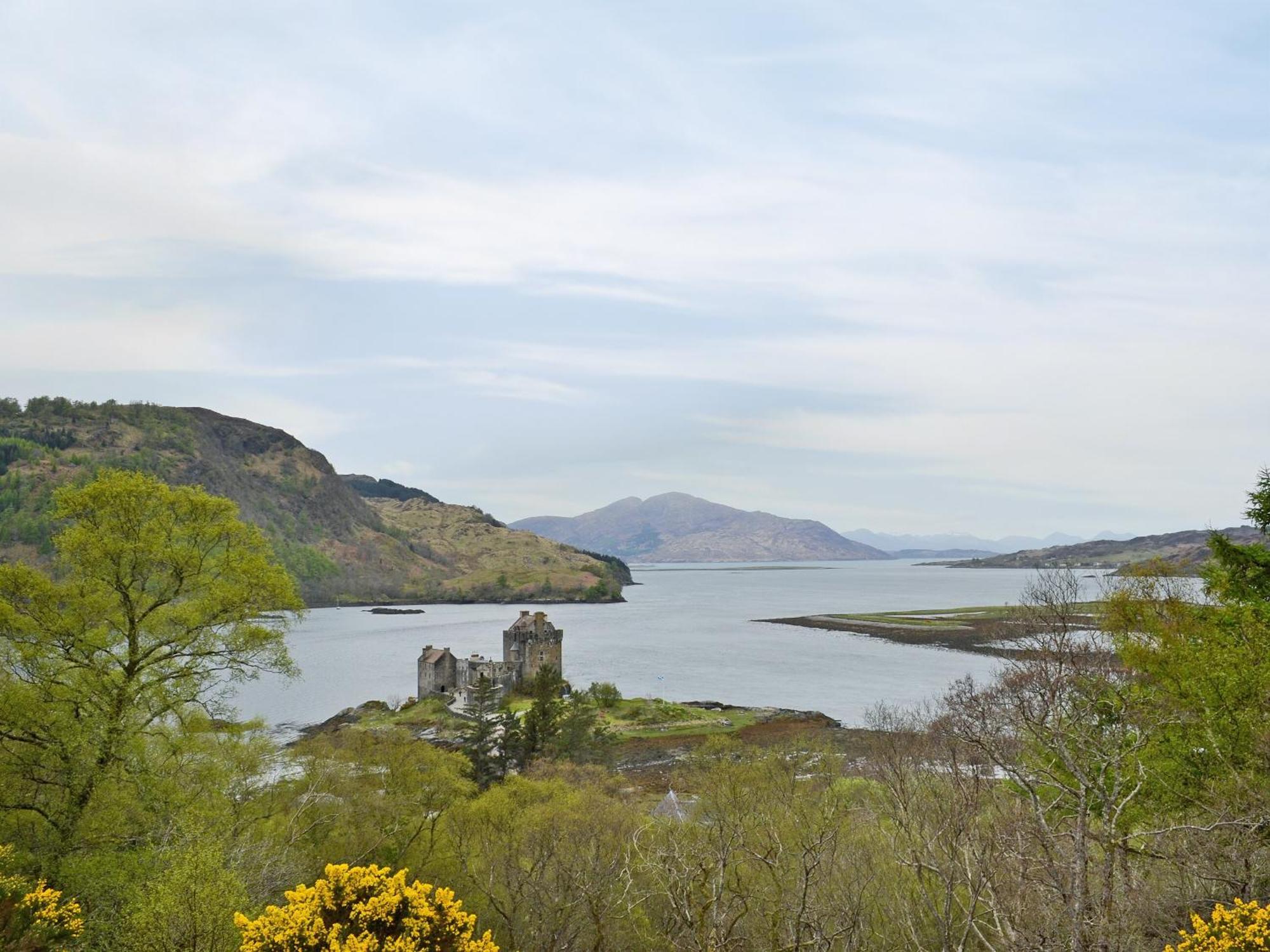 Loch Shore Cottage Dornie Kültér fotó